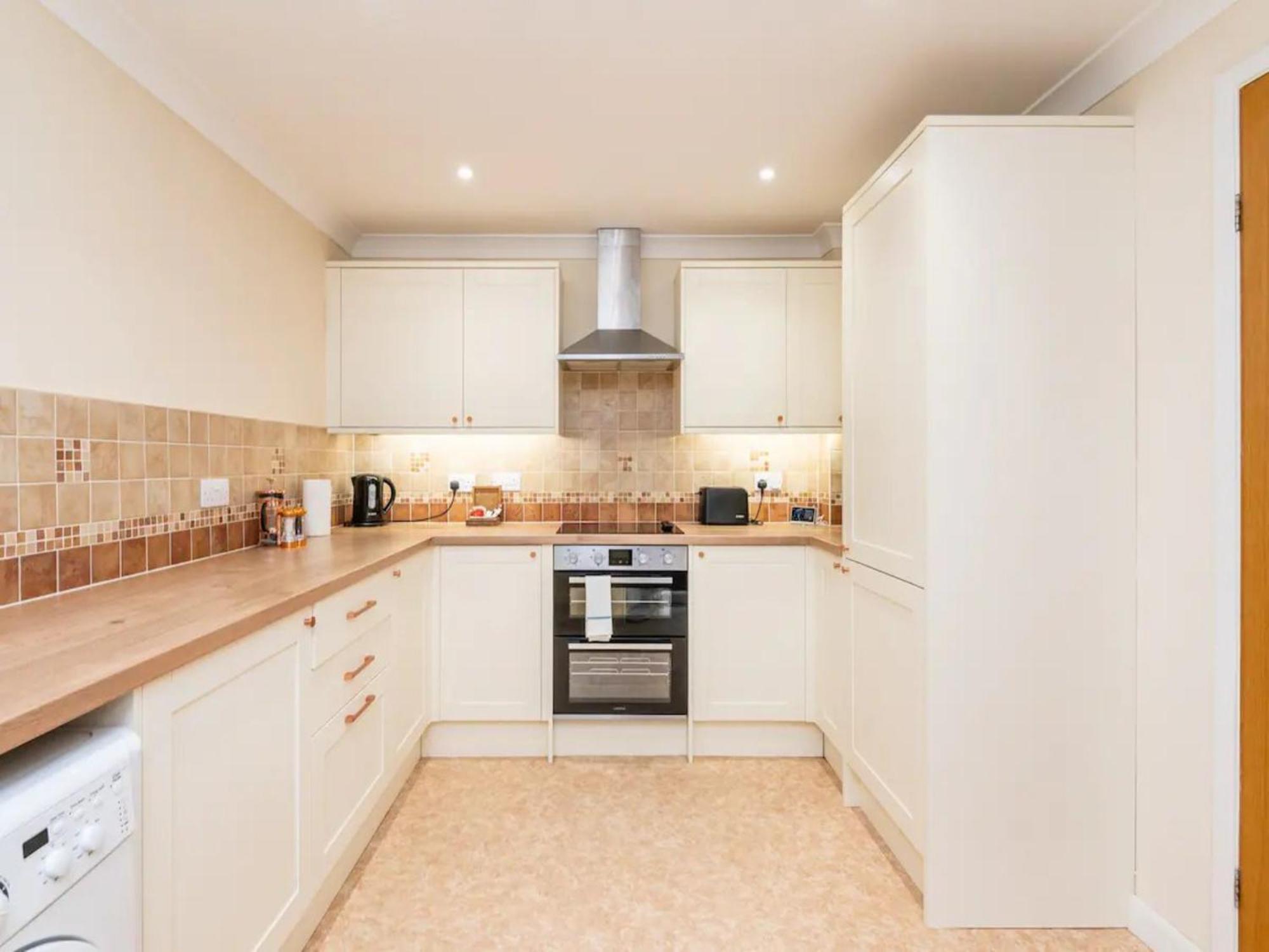 Pass The Keys Central Townhouse With Free Parking York Exteriör bild