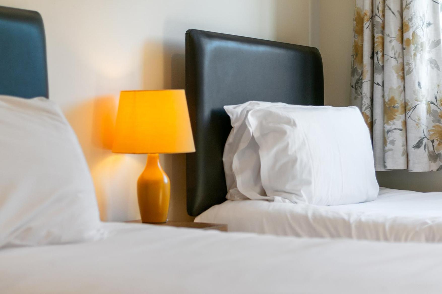 Pass The Keys Central Townhouse With Free Parking York Exteriör bild
