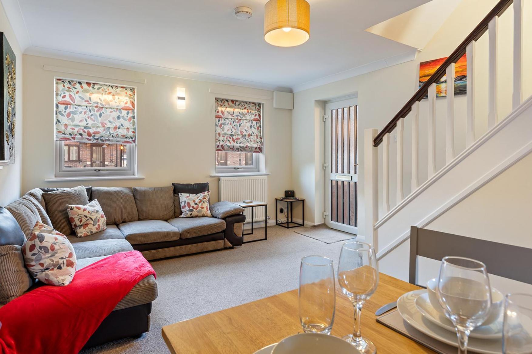Pass The Keys Central Townhouse With Free Parking York Exteriör bild